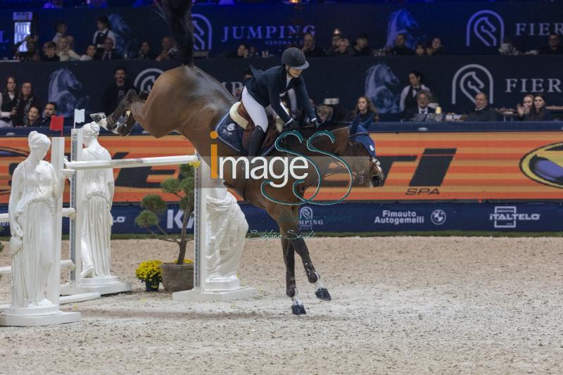 Pezzoli Clara (ITA) riding Fantasia de Beaufour_Verona_20241109_SS359262.jpg